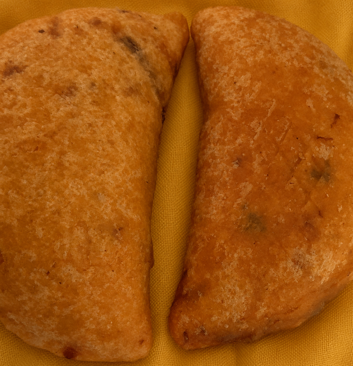 Empanada hawaiana